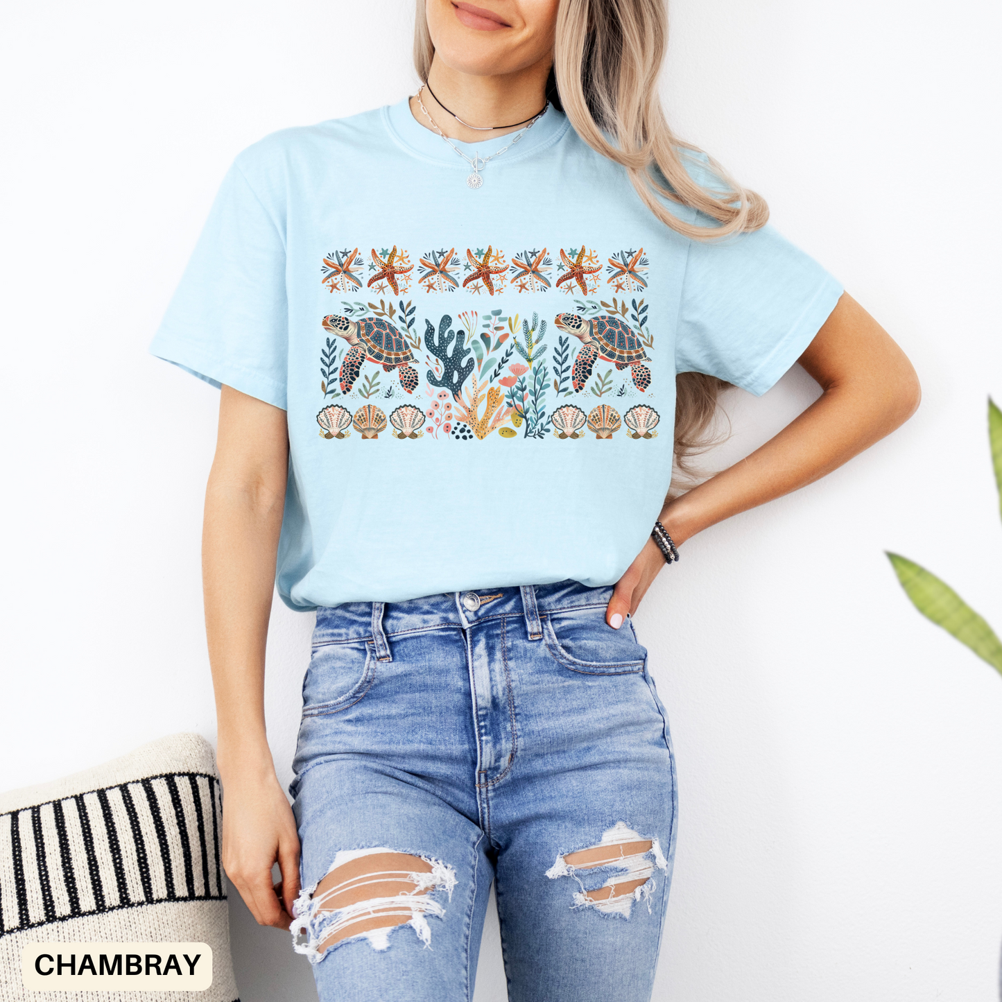 Coastal Sea Turtle Folk Art T-shirt - Beach Summer Outfit Unisex