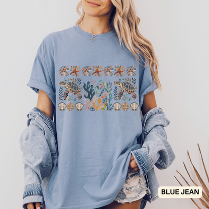 Coastal Sea Turtle Folk Art T-shirt - Beach Summer Outfit Unisex