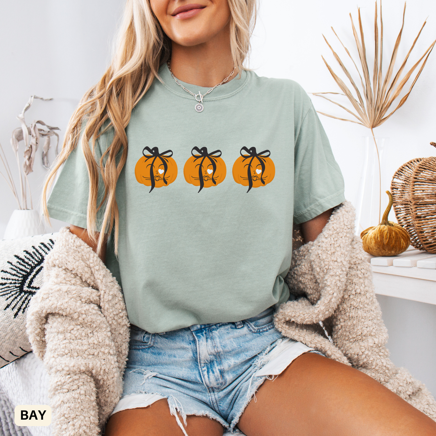 Coquette Pumpkin Shirt - Fall Aesthetic Tee - Halloween Outfit Pumpkin Patch Vibes
